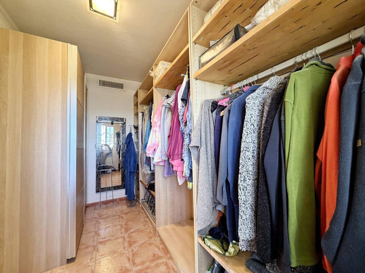 4 Zimmer Villa zu verkaufen in Torre de Benagalbon mit Pool Garage - 645.000 € (Ref: 9485506)