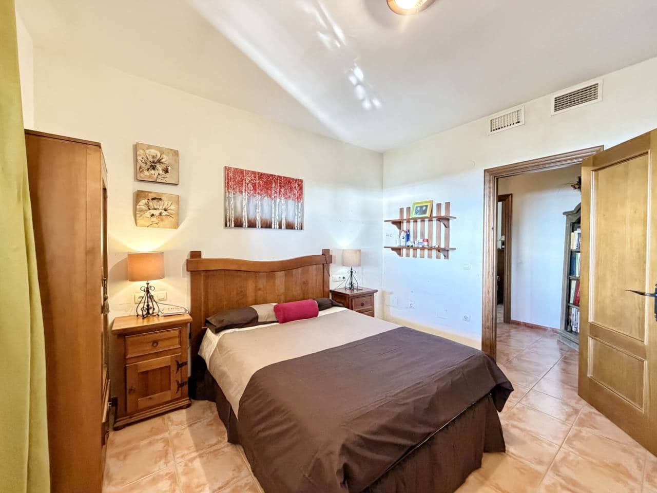 4 Zimmer Villa zu verkaufen in Torre de Benagalbon mit Pool Garage - 645.000 € (Ref: 9485506)