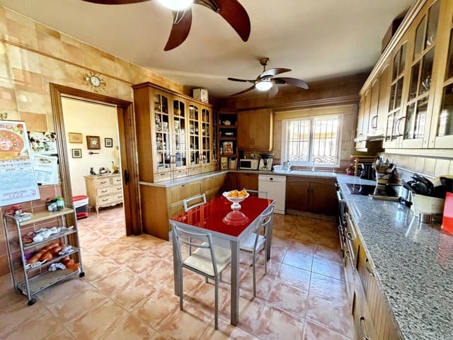 4 Zimmer Villa zu verkaufen in Torre de Benagalbon, Rincón de la Victoria mit Pool Garage - 645.000 € (Ref: 9485506)