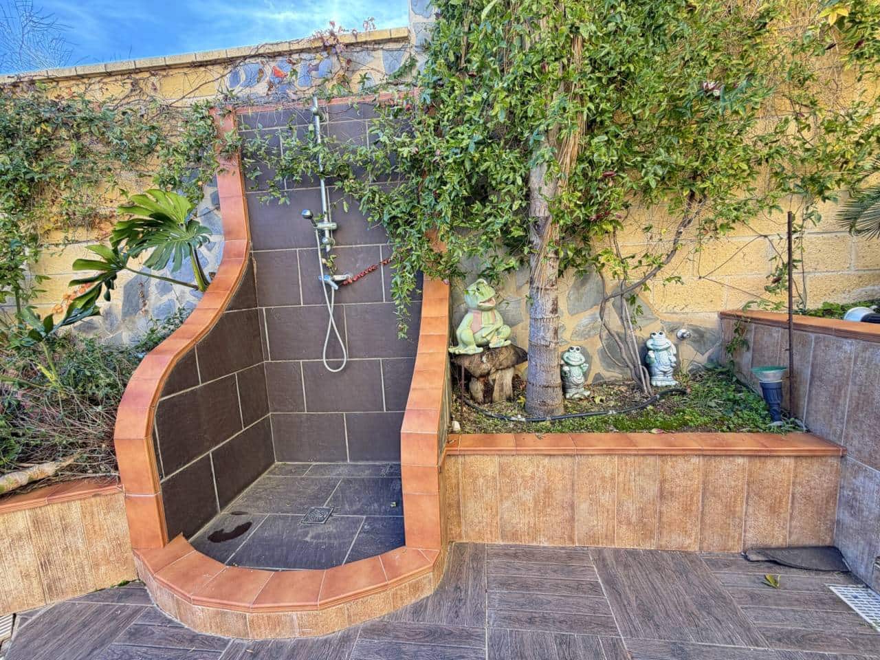 4 Zimmer Villa zu verkaufen in Torre de Benagalbon mit Pool Garage - 645.000 € (Ref: 9485506)