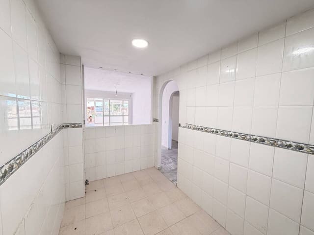 2 chambre Appartement à vendre à Añoreta, Rincón de la Victoria avec piscine garage - 295 000 € (Ref: 9485507)