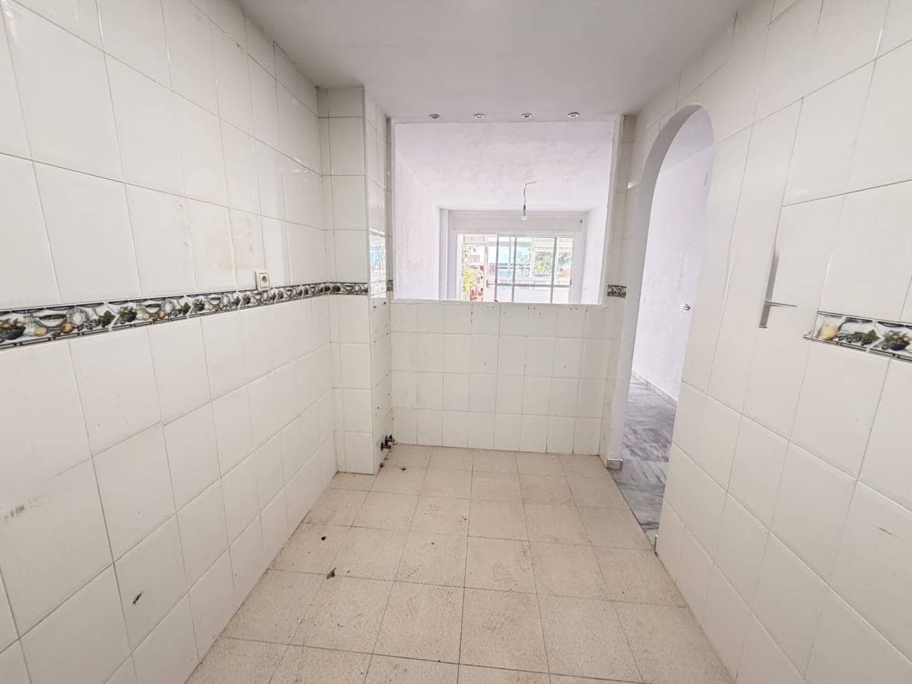 2 chambre Appartement à vendre à Anoreta avec piscine garage - 295 000 € (Ref: 9485507)