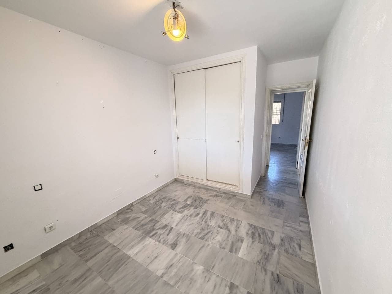 2 chambre Appartement à vendre à Anoreta avec piscine garage - 295 000 € (Ref: 9485507)