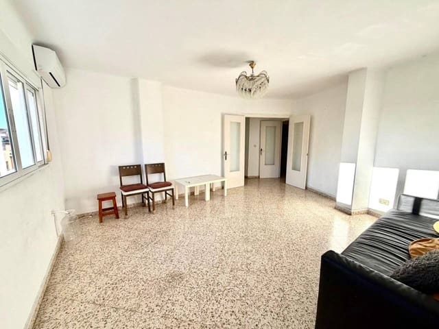 3 Zimmer Wohnung zu vermieten in Málaga Stadt - 1.500 € (Ref: 9490873)