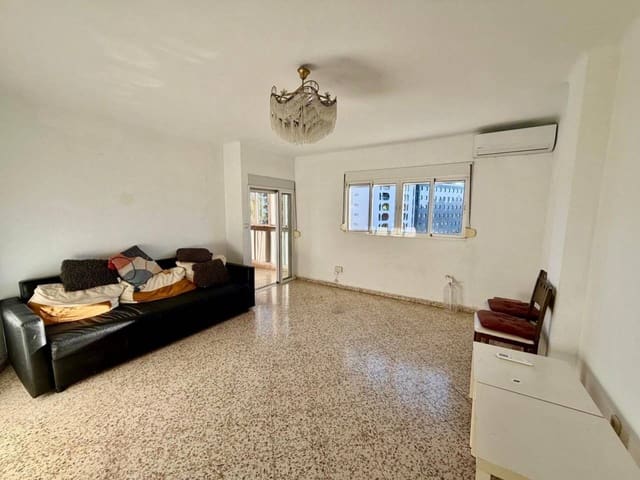 3 Zimmer Wohnung zu vermieten in Málaga Stadt - 1.500 € (Ref: 9490873)