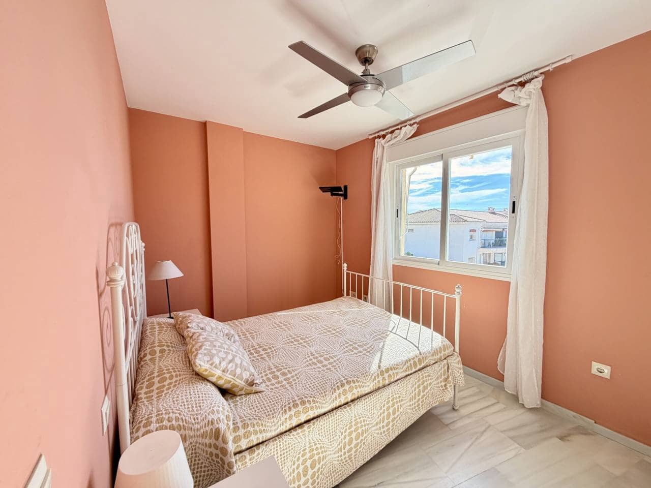 3 bedroom Flat for sale in Torre de Benagalbon - € 320,000 (Ref: 9490973)