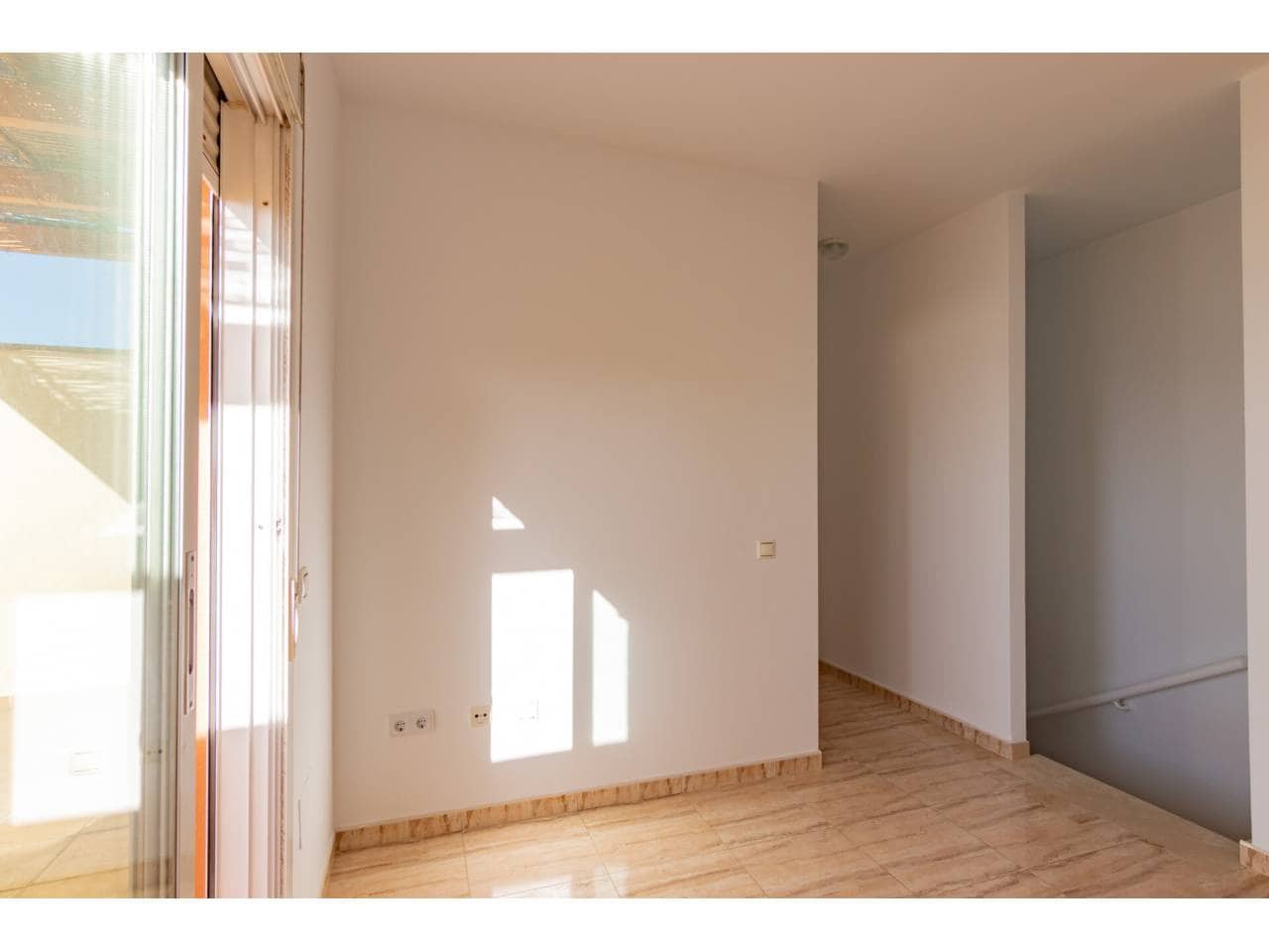 3 bedroom Terraced Villa for sale in Velez-Malaga with garage - € 435,000 (Ref: 9500964)