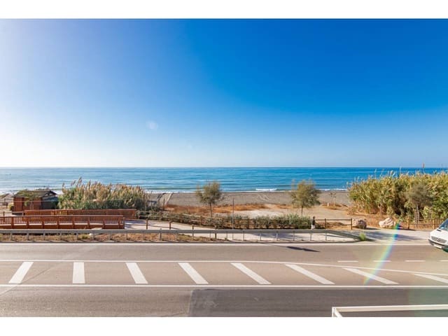 3 bedroom Terraced Villa for sale in Vélez-Málaga with garage - € 435,000 (Ref: 9500964)