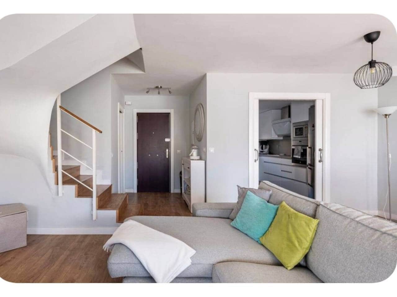 4 sovrum Radhus att hyra i Rincon de la Victoria med pool garage - 1 800 € (Ref: 9500965)