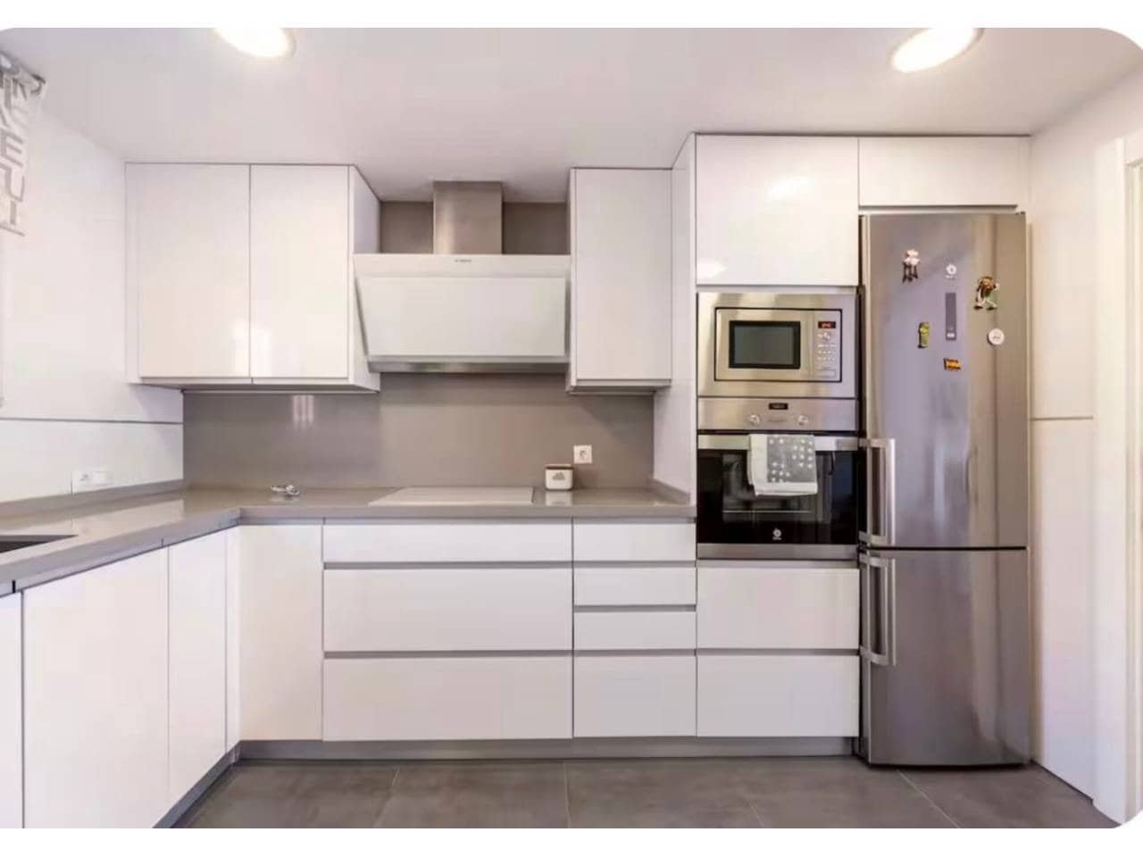 4 sovrum Radhus att hyra i Rincon de la Victoria med pool garage - 1 800 € (Ref: 9500965)