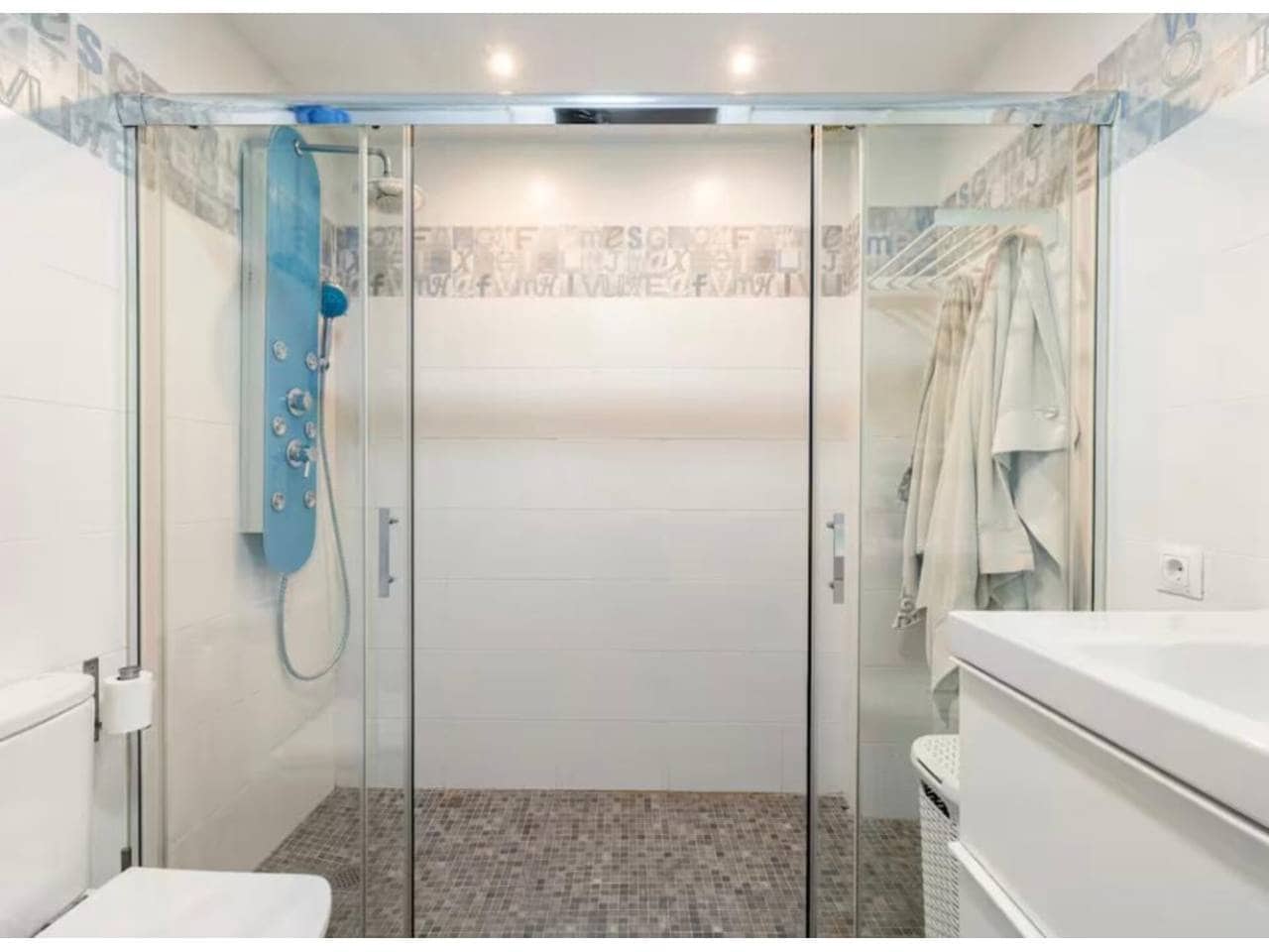 4 sovrum Radhus att hyra i Rincon de la Victoria med pool garage - 1 800 € (Ref: 9500965)