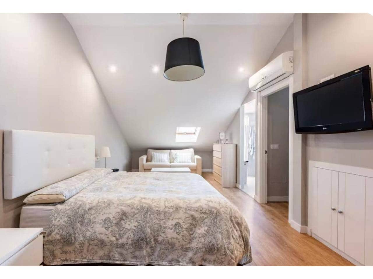 4 sovrum Radhus att hyra i Rincon de la Victoria med pool garage - 1 800 € (Ref: 9500965)