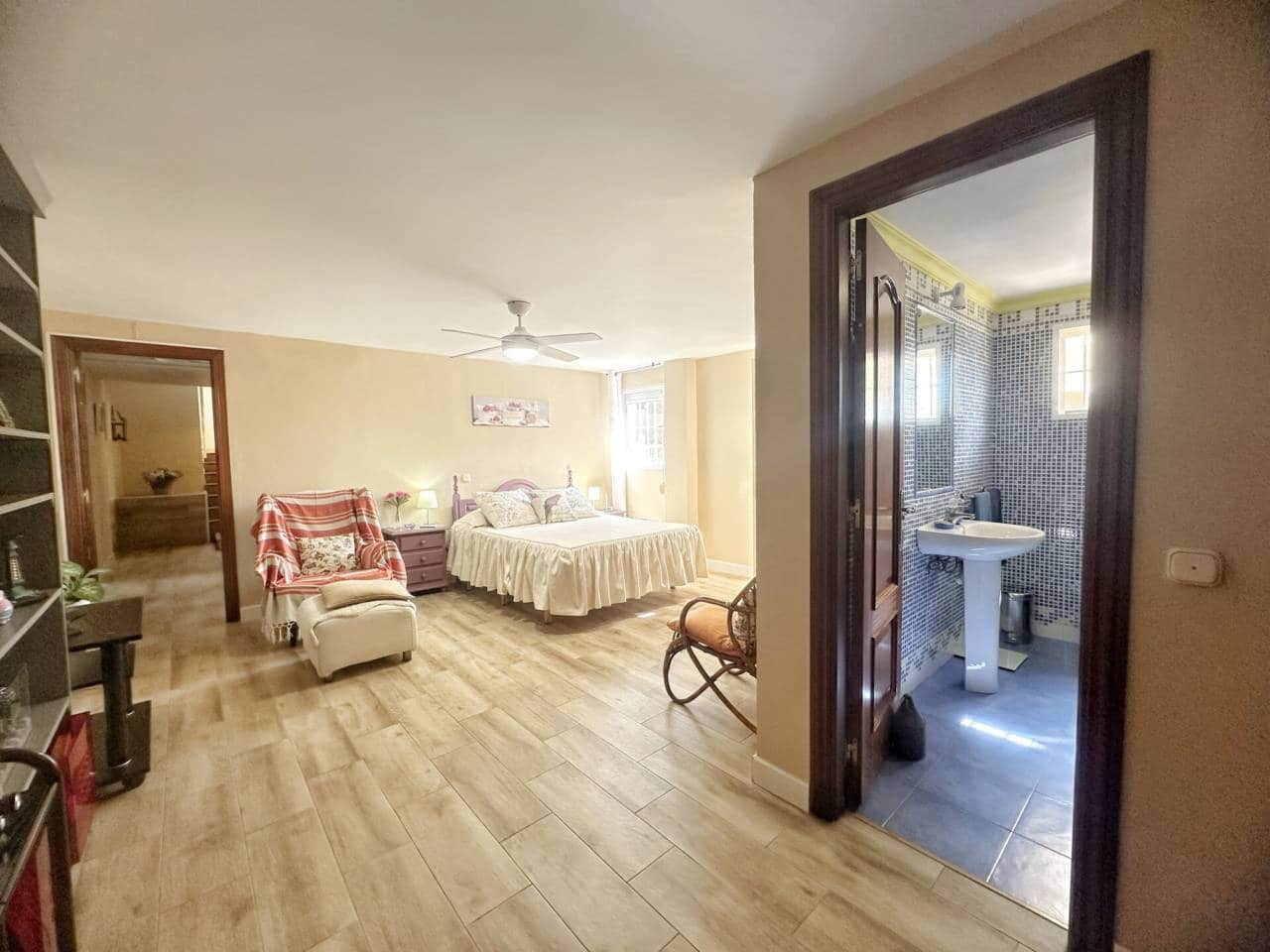 4 bedroom Villa for sale in Rincon de la Victoria with pool garage - € 685,000 (Ref: 9508099)