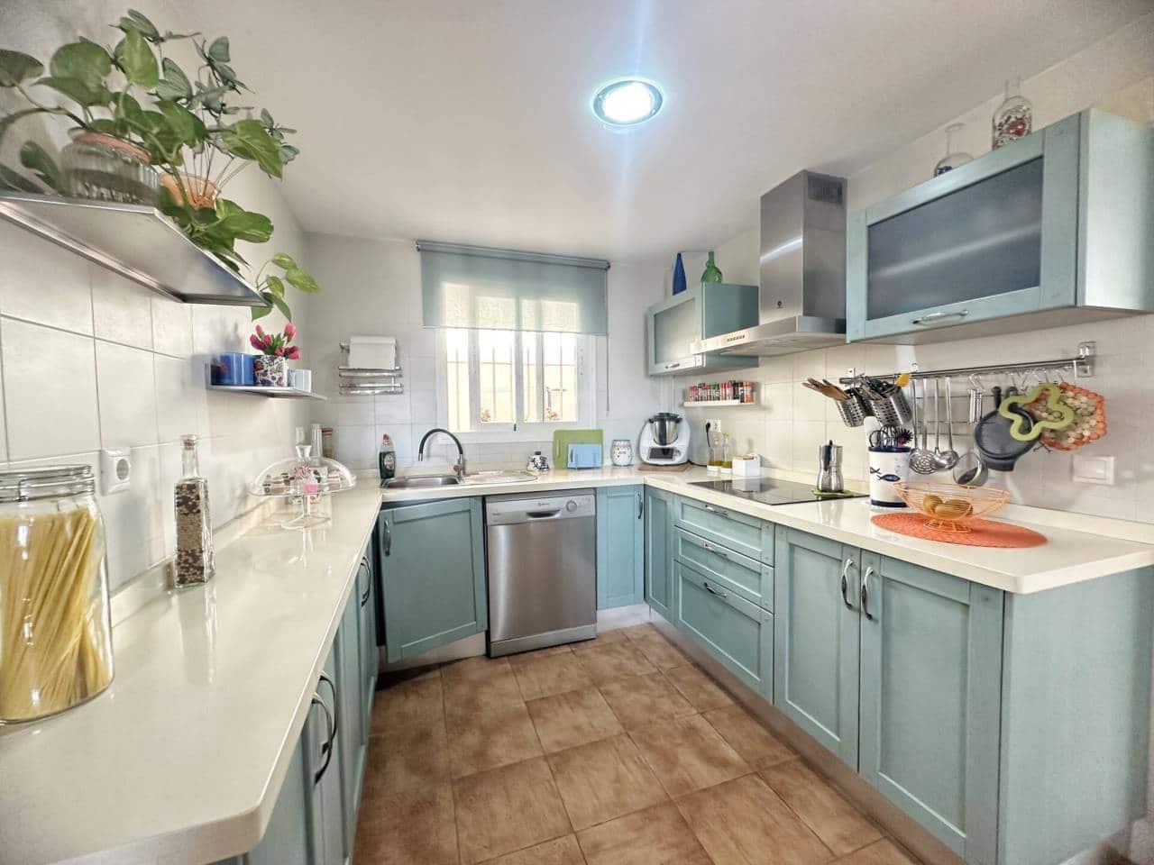 4 bedroom Villa for sale in Rincon de la Victoria with pool garage - € 685,000 (Ref: 9508099)