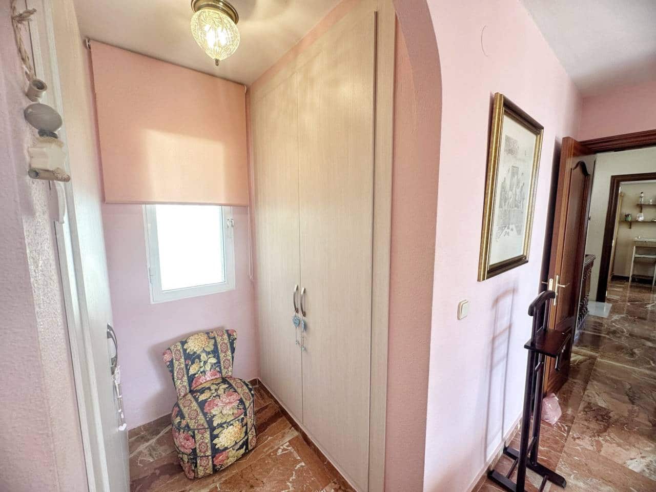 4 bedroom Villa for sale in Rincon de la Victoria with pool garage - € 685,000 (Ref: 9508099)