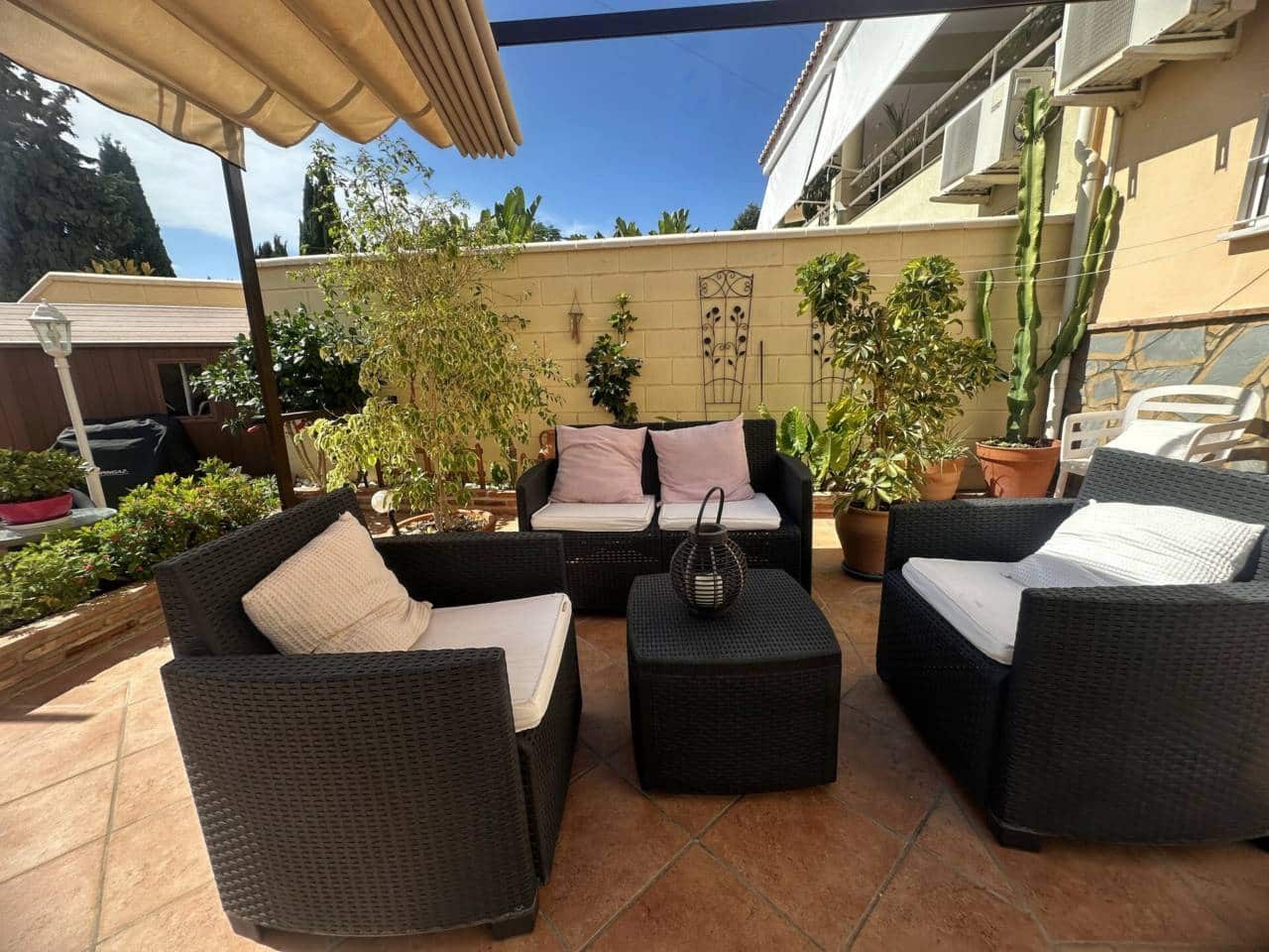 4 bedroom Villa for sale in Rincon de la Victoria with pool garage - € 685,000 (Ref: 9508099)