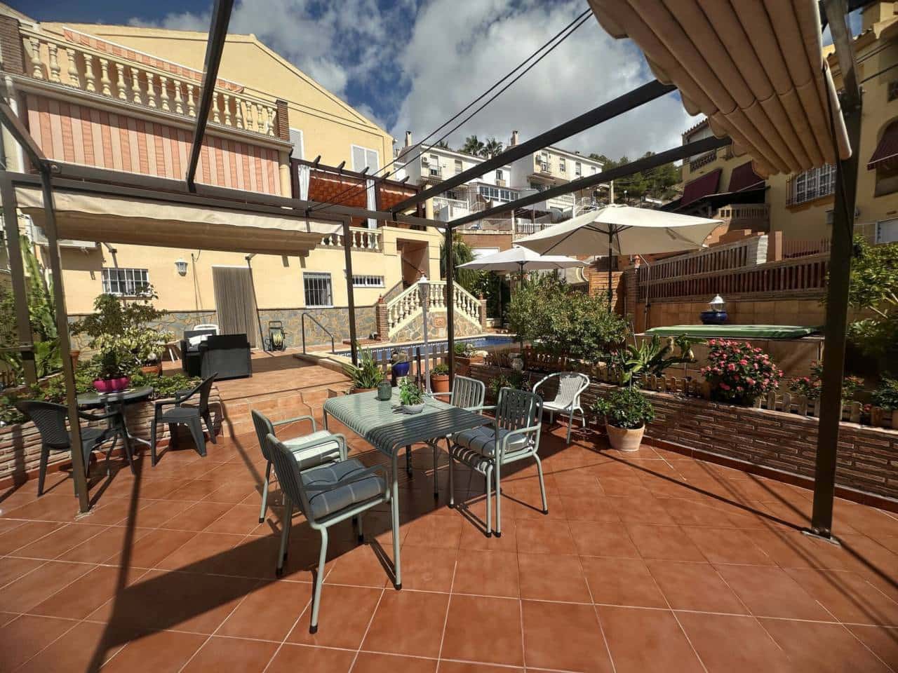 4 bedroom Villa for sale in Rincon de la Victoria with pool garage - € 685,000 (Ref: 9508099)