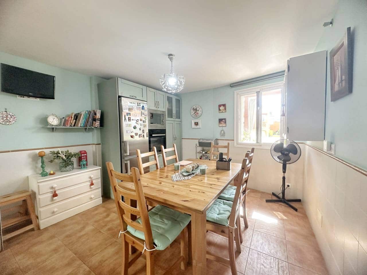 4 bedroom Villa for sale in Rincon de la Victoria with pool garage - € 685,000 (Ref: 9508099)