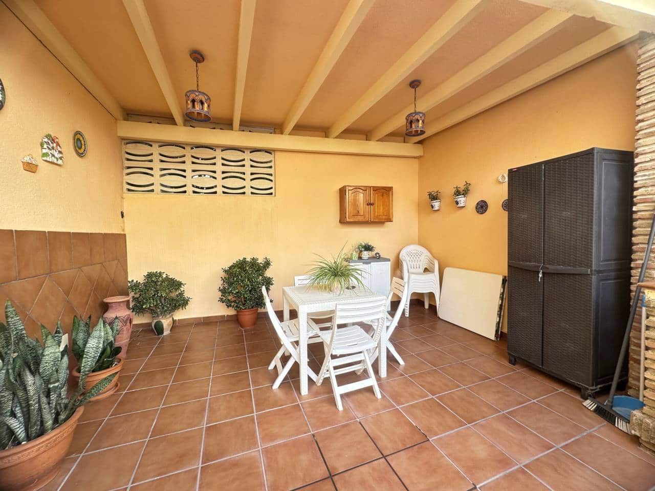 4 bedroom Villa for sale in Rincon de la Victoria with pool garage - € 685,000 (Ref: 9508099)