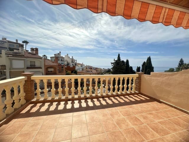 4 slaapkamer Villa te koop in Rincón de la Victoria met zwembad garage - € 685.000 (Ref: 9508099)