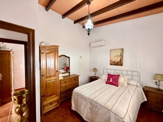 2 bedroom Finca/Country House for rent in Benagalbon, Rincón de la Victoria with pool garage - € 1,300 (Ref: 9511964)