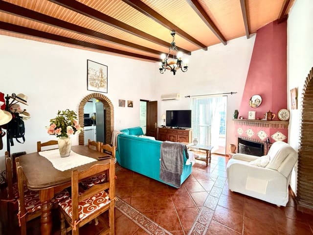 2 bedroom Finca/Country House for rent in Benagalbon, Rincón de la Victoria with pool garage - € 1,300 (Ref: 9511964)