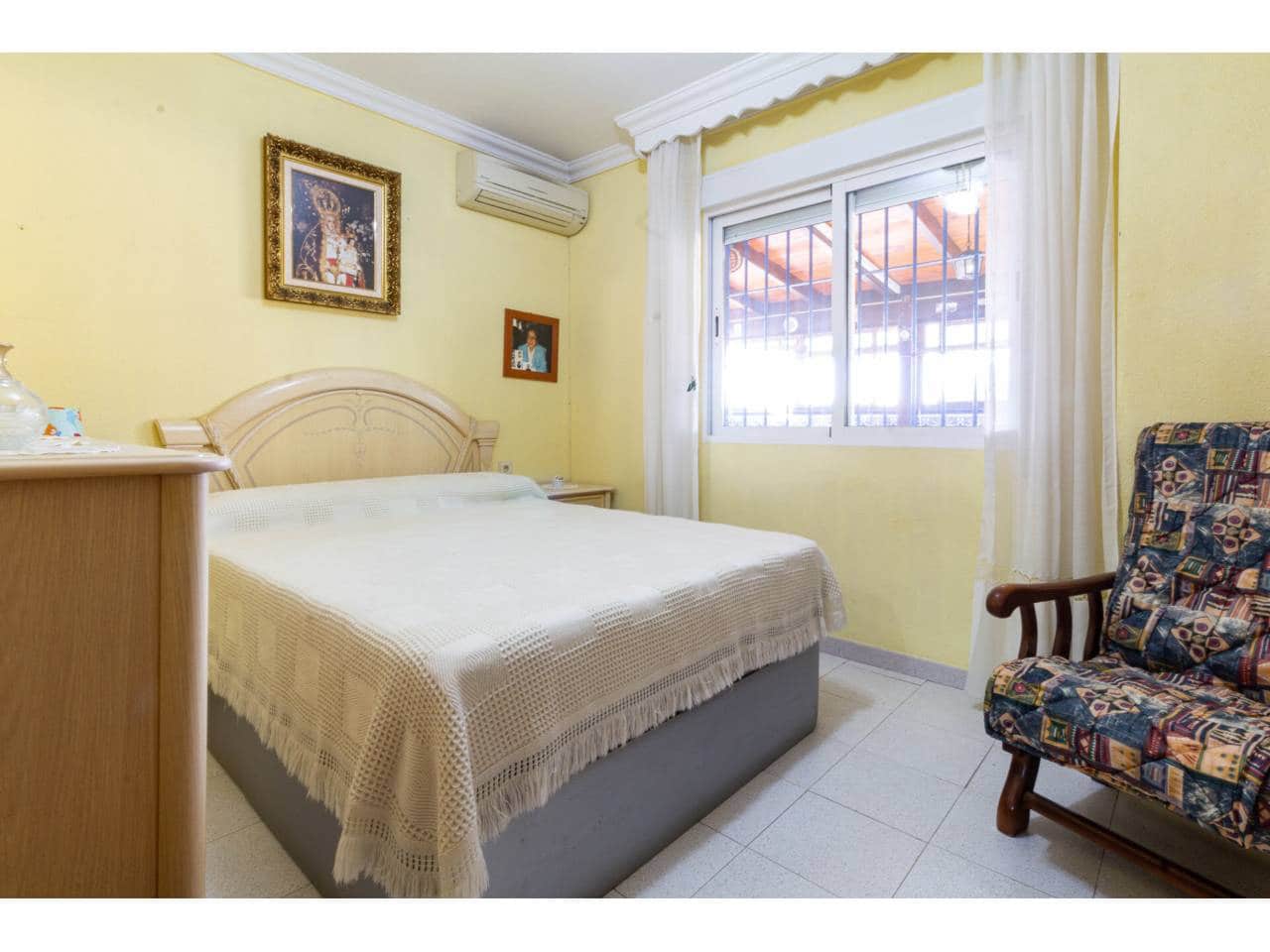 2 slaapkamer Penthouse te koop in Rincon de la Victoria - € 400.000 (Ref: 9517967)