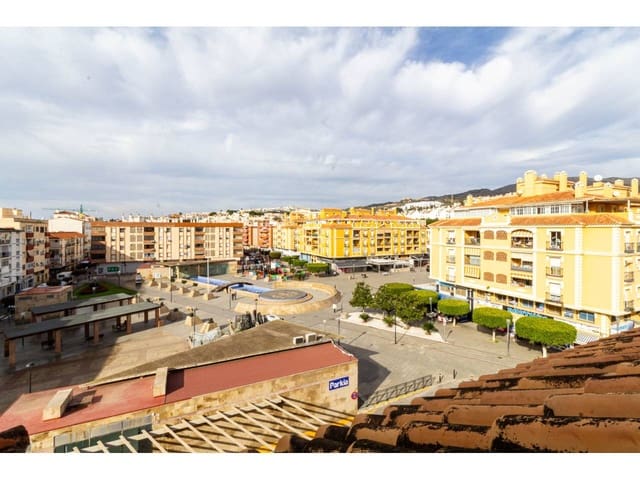2 bedroom Penthouse for sale in Rincón de la Victoria - € 380,000 (Ref: 9542478)