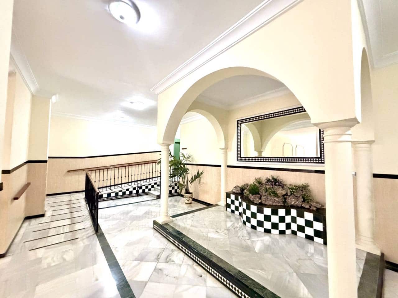 2 bedroom Penthouse for sale in Rincon de la Victoria - € 380,000 (Ref: 9542478)