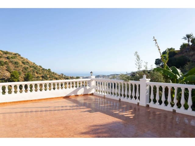 4 makuuhuone Maalaistalo myytävänä paikassa Torrox Park, Torrox mukana 
autotalli - 355 000 € (Ref: 9554403)