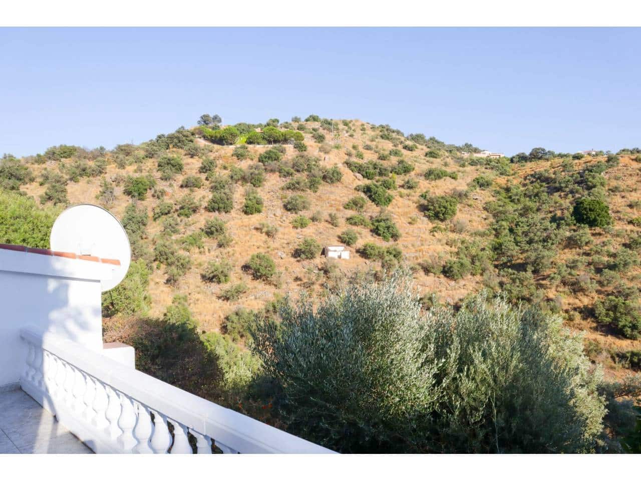 4 makuuhuone Maalaistalo myytävänä paikassa Torrox Park mukana 
autotalli - 355 000 € (Ref: 9554403)