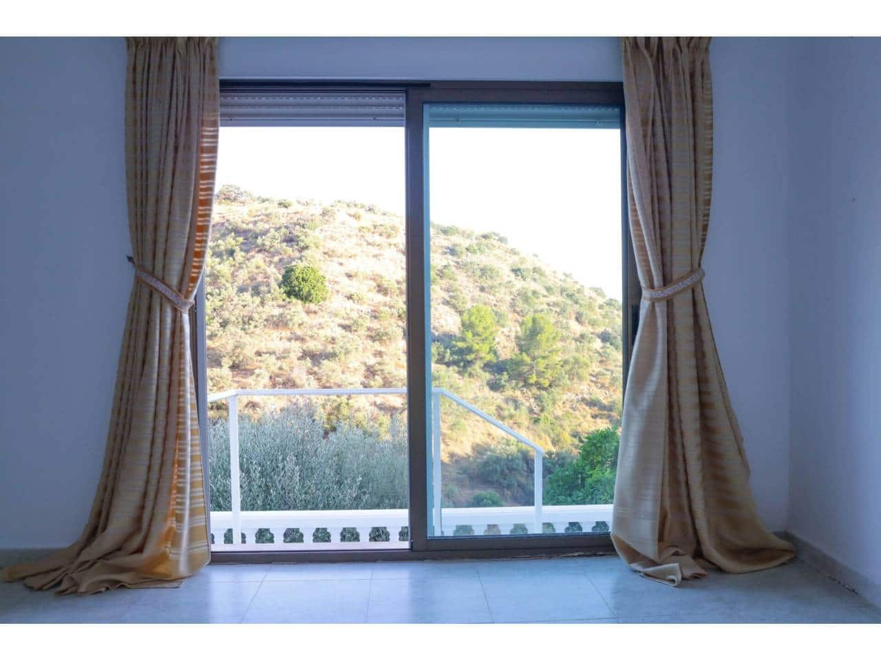 4 makuuhuone Maalaistalo myytävänä paikassa Torrox Park mukana 
autotalli - 355 000 € (Ref: 9554403)