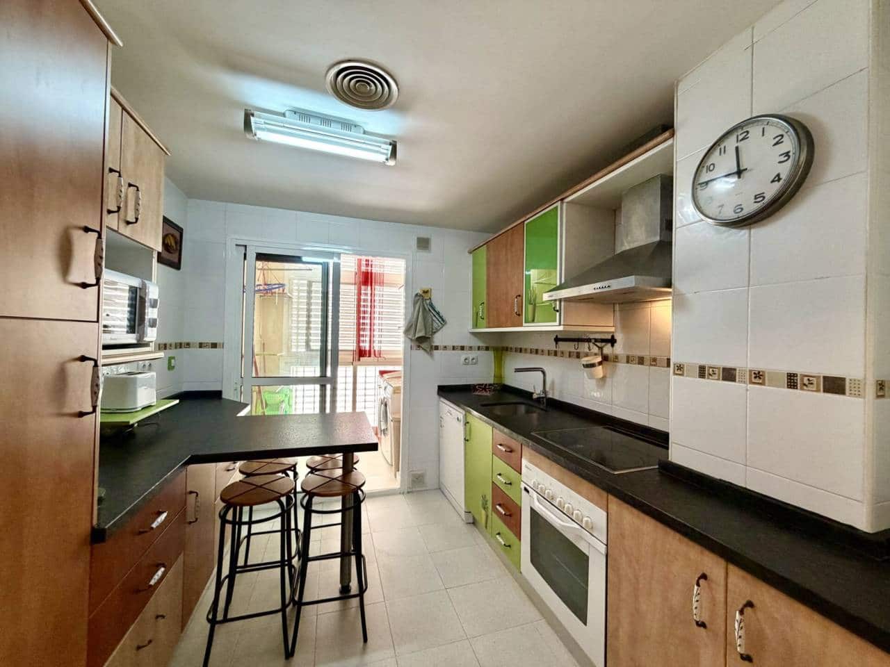 3 makuuhuone Asunto vuokrattavana paikassa Rincon de la Victoria mukana uima-altaan 
autotalli - 1 450 € (Ref: 9557403)