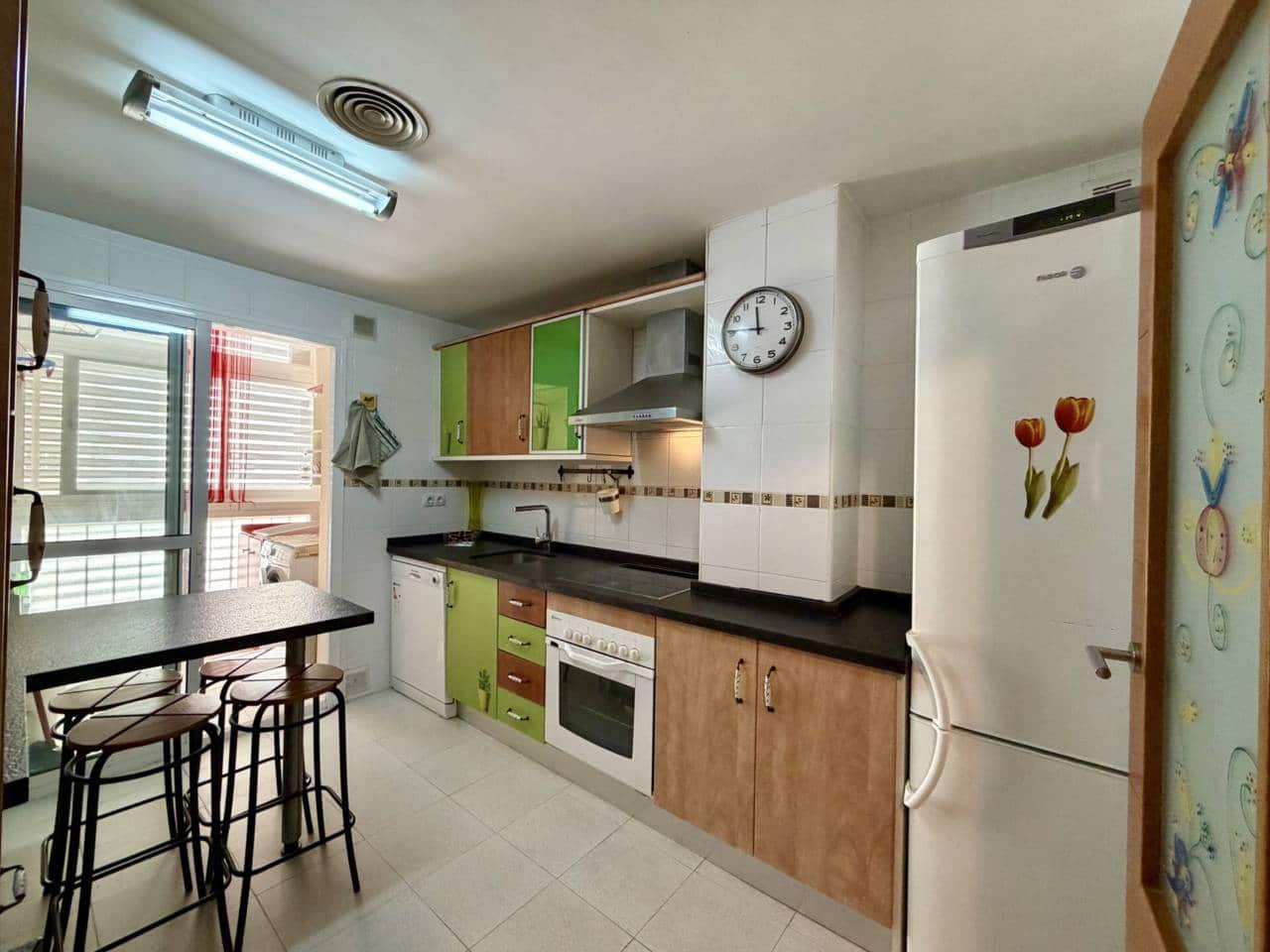 3 makuuhuone Asunto vuokrattavana paikassa Rincon de la Victoria mukana uima-altaan 
autotalli - 1 450 € (Ref: 9557403)