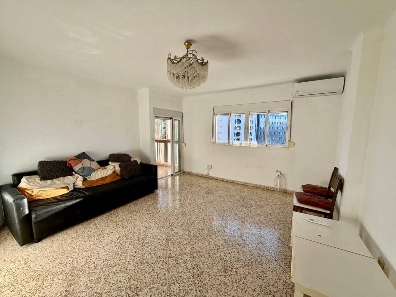 3 sypialnia Mieszkanie do wynajęcia w Miasto Malaga - 1 300 € (Ref: 9563708)