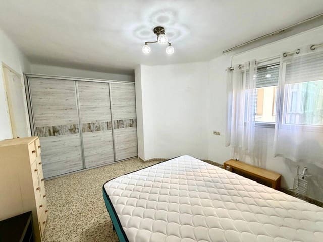 3 sypialnia Mieszkanie do wynajęcia w Miasto Málaga - 1 300 € (Ref: 9563708)