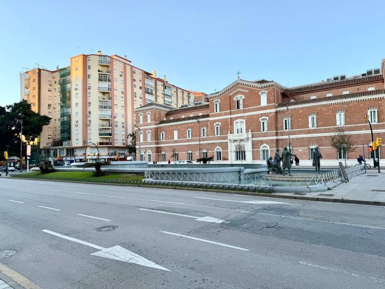 3 sypialnia Mieszkanie do wynajęcia w Miasto Malaga - 1 300 € (Ref: 9563708)