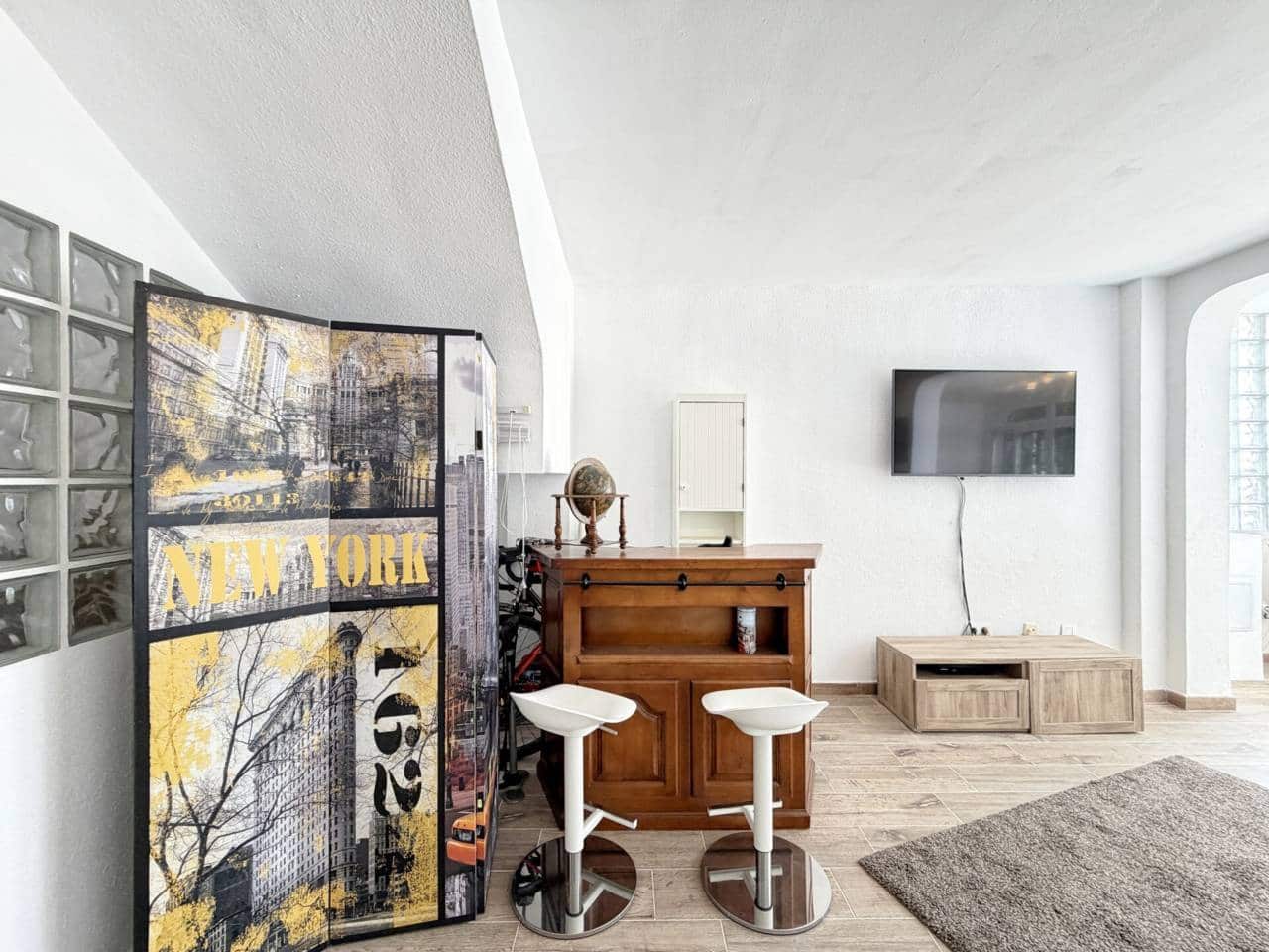 3 slaapkamer Rijtjeshuis te koop in Anoreta met zwembad garage - € 495.000 (Ref: 9575367)