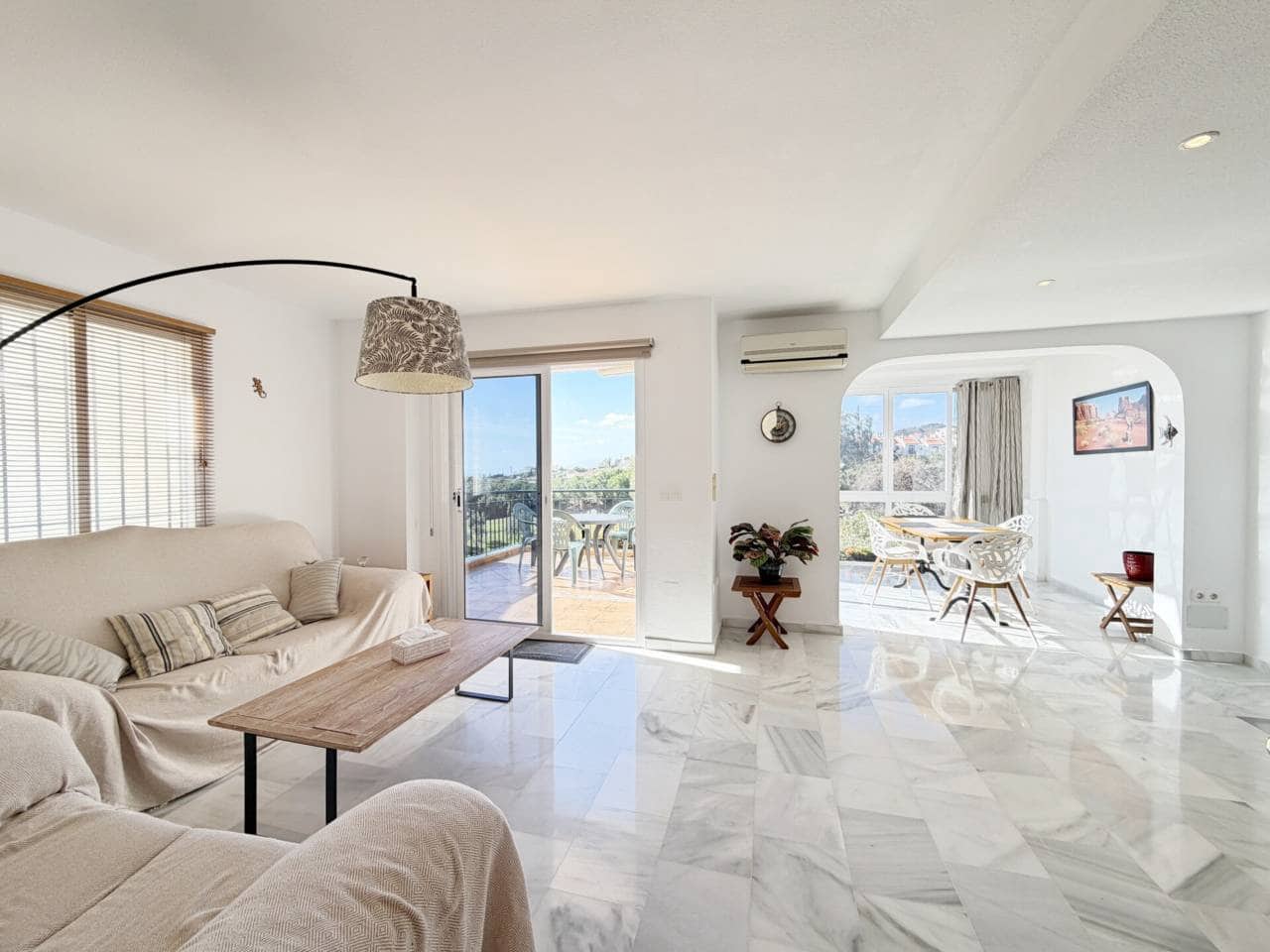 3 slaapkamer Rijtjeshuis te koop in Anoreta met zwembad garage - € 495.000 (Ref: 9575367)