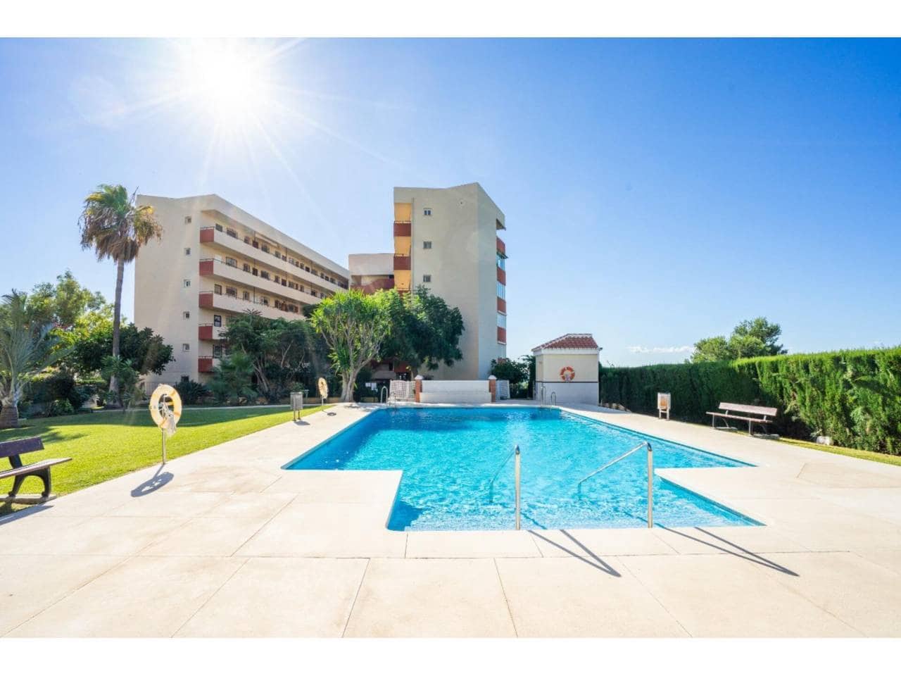1 soveværelse Lejlighed til leje i Velez-Malaga med swimmingpool - € 800 (Ref: 9575368)