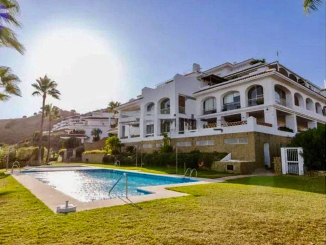 2 sovrum Lägenhet till salu i Rincon de la Victoria med pool garage - 360 000 € (Ref: 9581397)