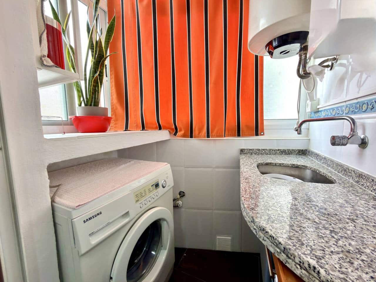 1 makuuhuone Asunto myytävänä paikassa Rincon de la Victoria mukana uima-altaan 
autotalli - 285 000 € (Ref: 9600833)