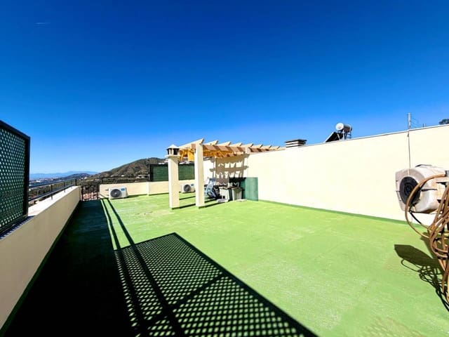 3 soveværelse Penthouse til salg i Añoreta, Rincón de la Victoria med swimmingpool garage - € 388.000 (Ref: 9619040)