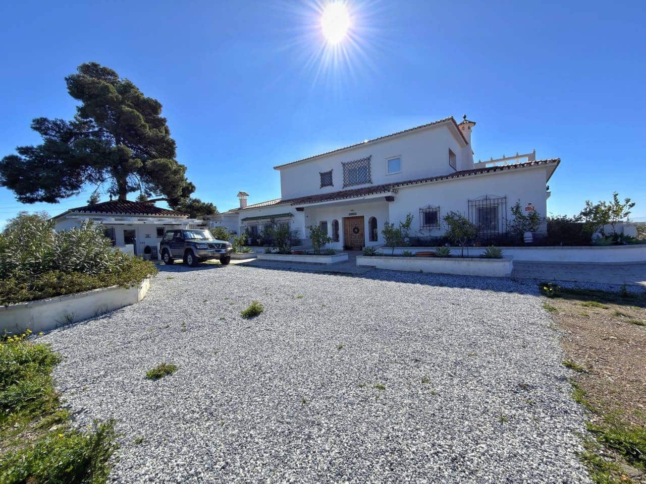 5 makuuhuone Huvila myytävänä paikassa Velez-Malaga mukana 
autotalli - 1 885 000 € (Ref: 9626301)