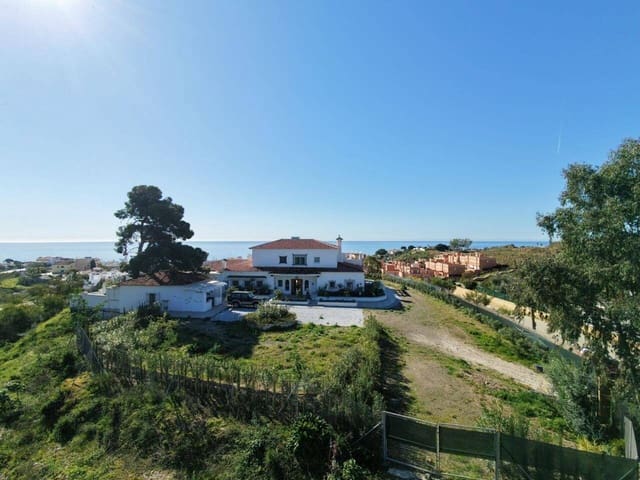 9 slaapkamer Villa te koop in Vélez-Málaga met garage - € 1.370.000 (Ref: 9626301)