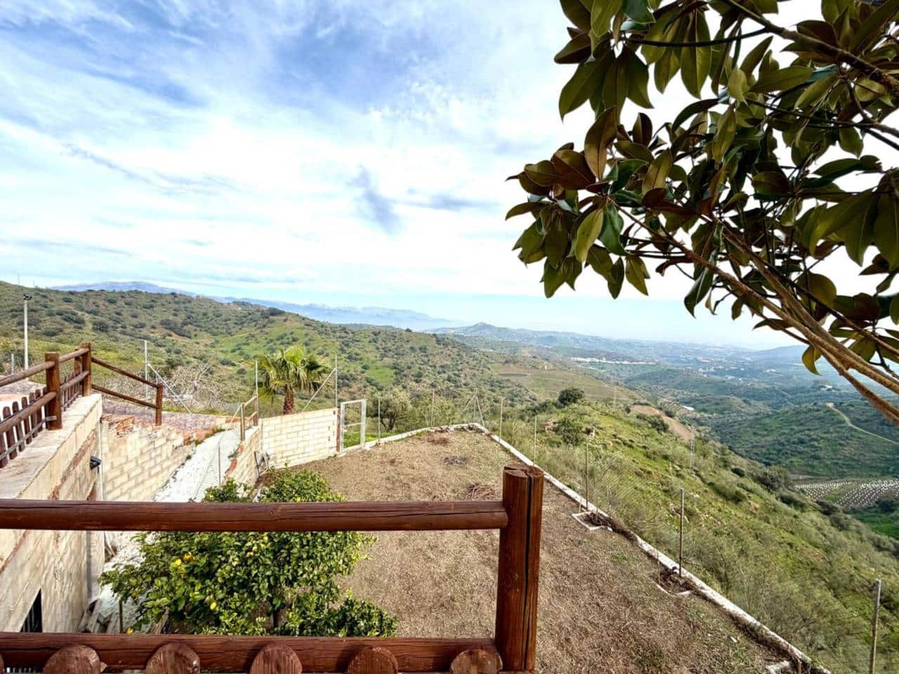 4 slaapkamer Finca/Landhuis te koop in Macharaviaya - € 320.000 (Ref: 9633699)