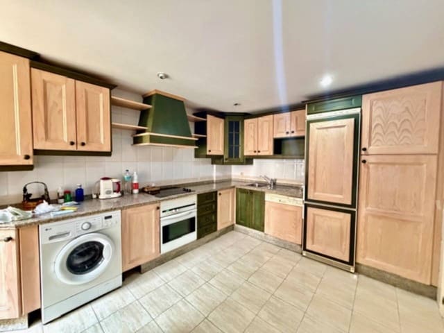 4 soveværelse Rækkehus til leje i Rincón de la Victoria - € 1.600 (Ref: 9639920)