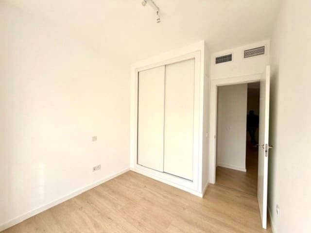 Apartamento de 2 habitaciones en Torre de Benagalbon, Rincón de la Victoria en alquiler - 950 € (Ref: 9646763)