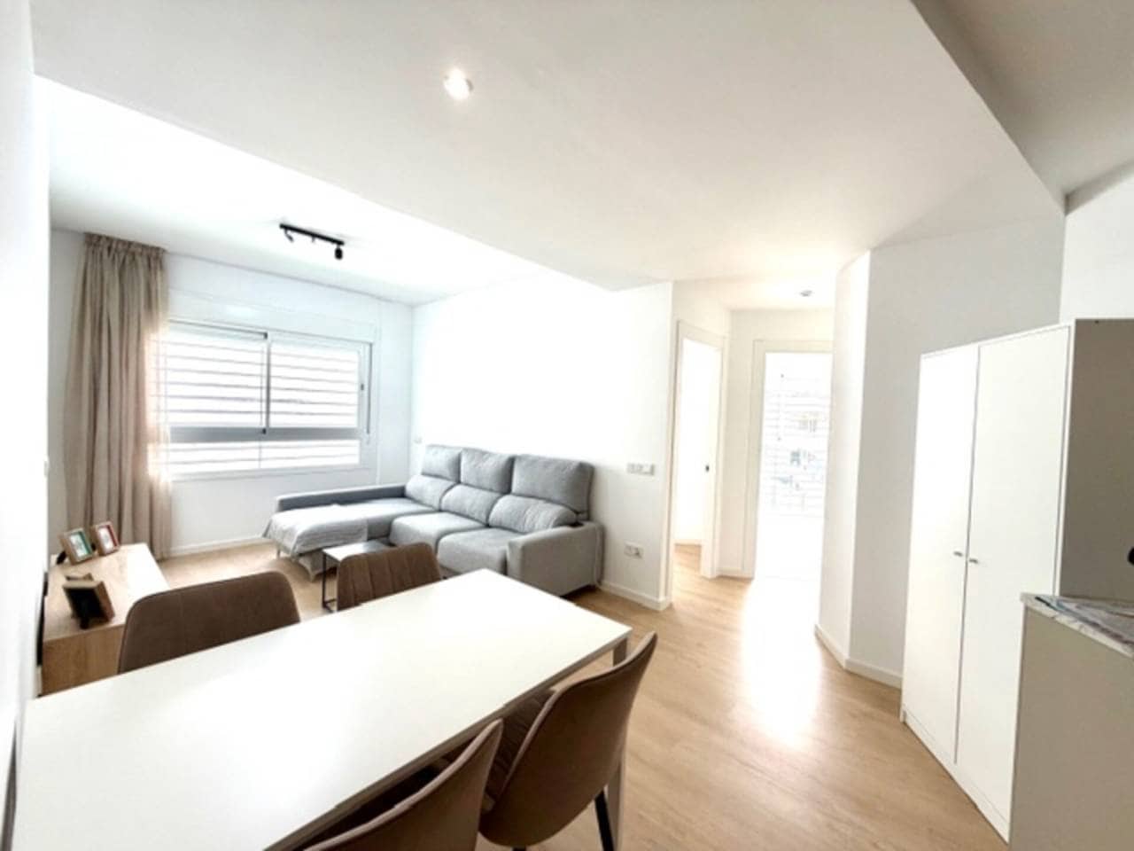 Apartamento de 2 habitaciones en Torre de Benagalbon en alquiler - 950 € (Ref: 9646763)