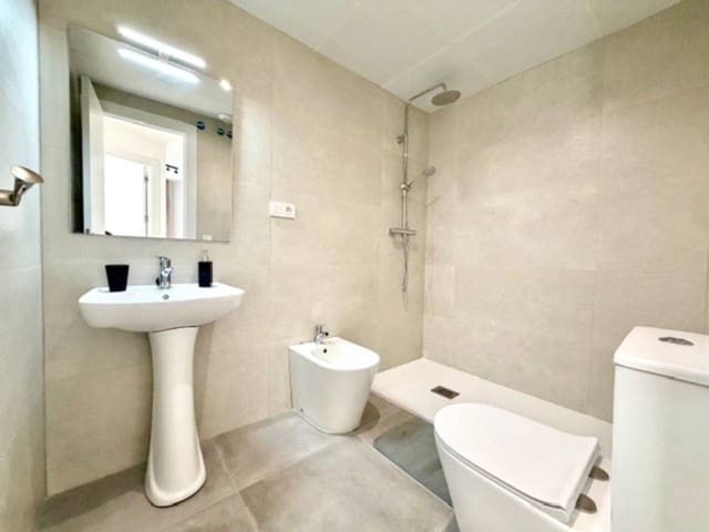 Apartamento de 2 habitaciones en Torre de Benagalbon, Rincón de la Victoria en alquiler - 950 € (Ref: 9646763)